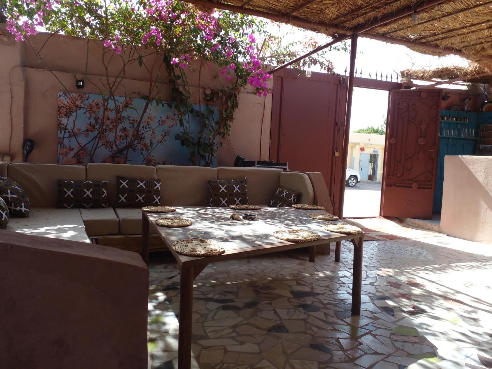 "Par 4 Chemins" - Atypical Stopover Nouakchott Dış mekan fotoğraf
