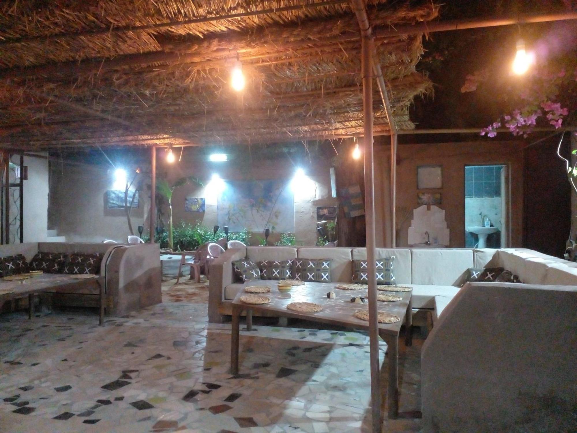 "Par 4 Chemins" - Atypical Stopover Nouakchott Dış mekan fotoğraf