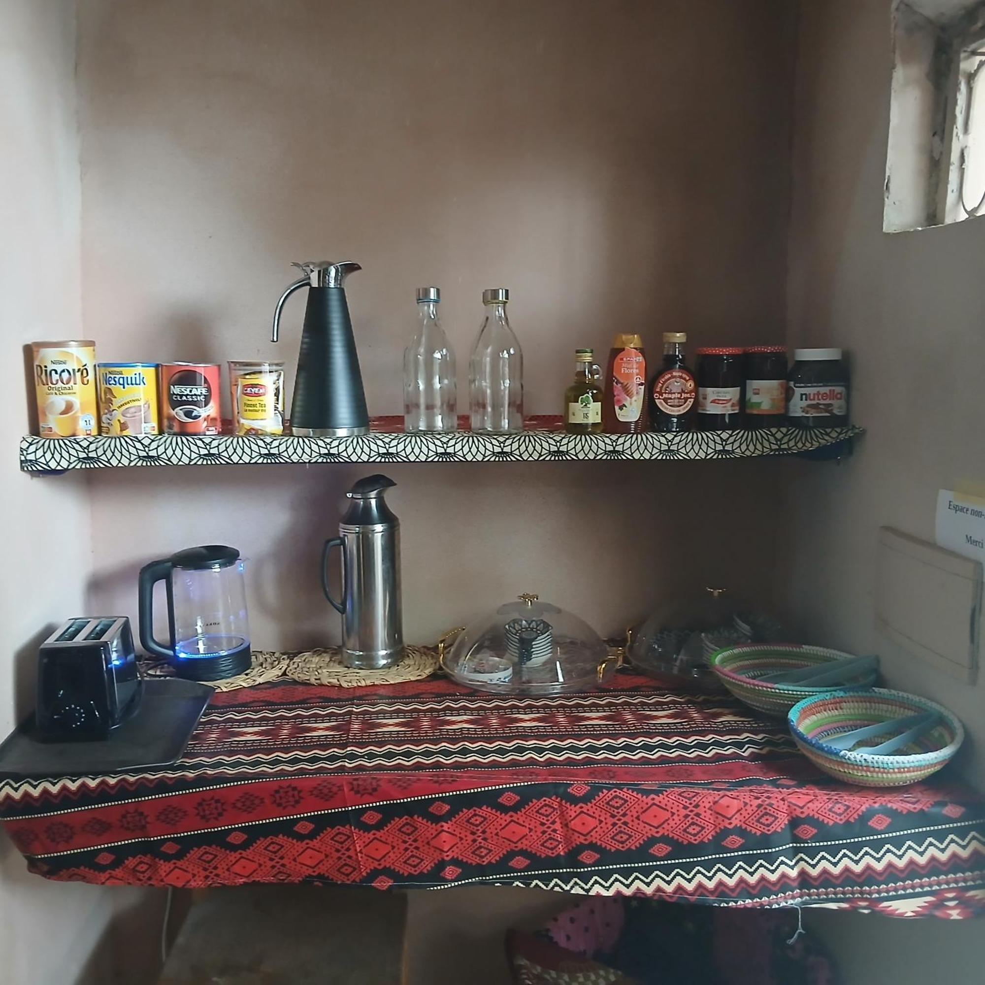 "Par 4 Chemins" - Atypical Stopover Nouakchott Dış mekan fotoğraf